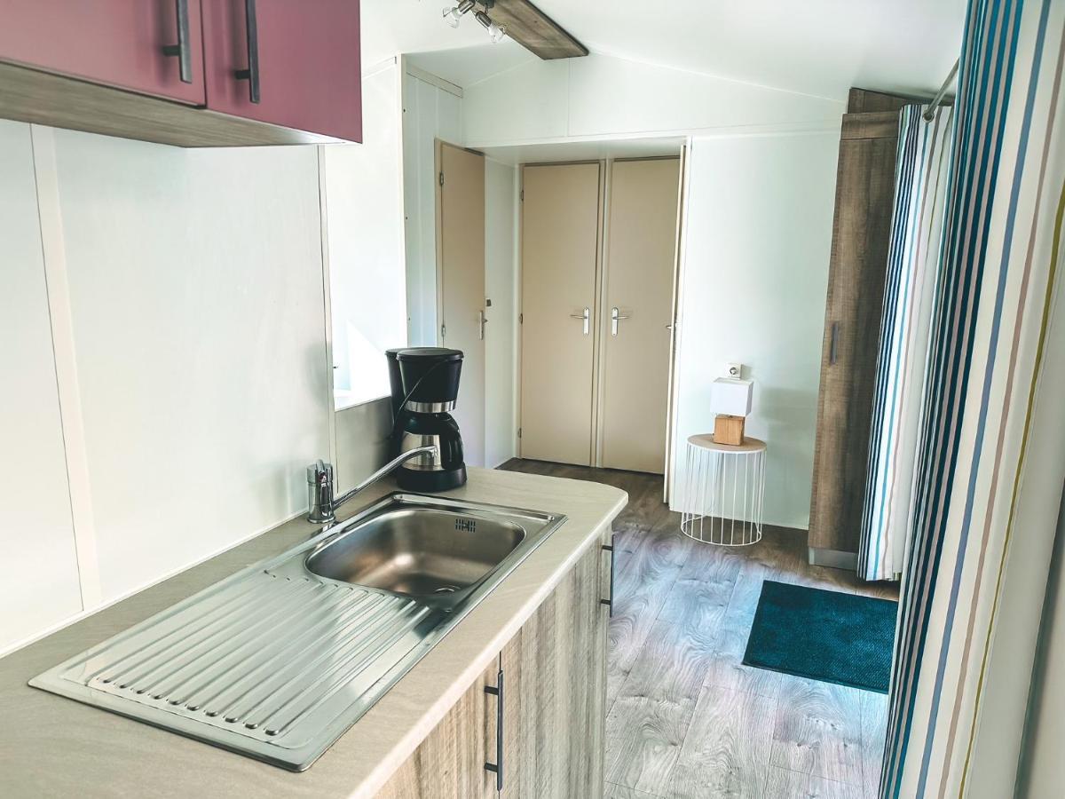 3 Bedroom Chalets Camping Lei Suves - Joycasa Roquebrune-sur-Argens Exterior photo
