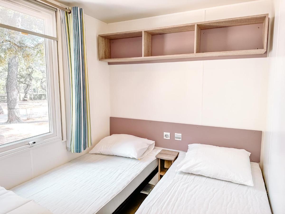 3 Bedroom Chalets Camping Lei Suves - Joycasa Roquebrune-sur-Argens Exterior photo